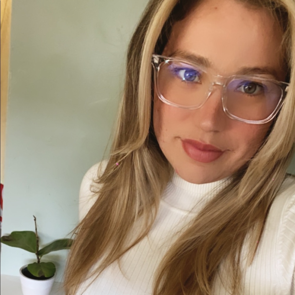 Meet your Posher, Arely